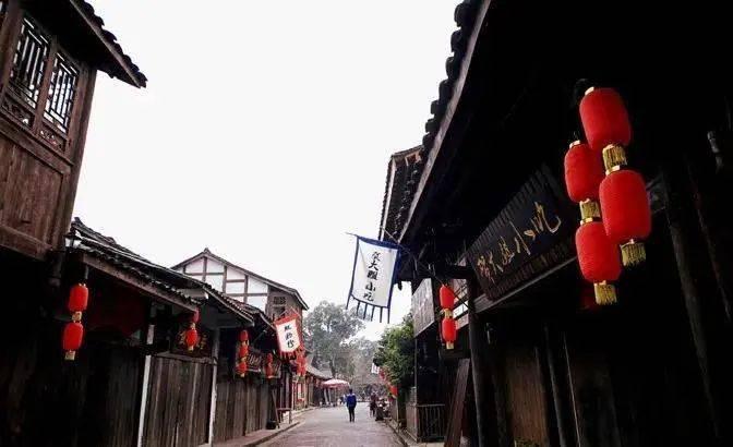 墙面翘皮返碱怎么办游戏画面
